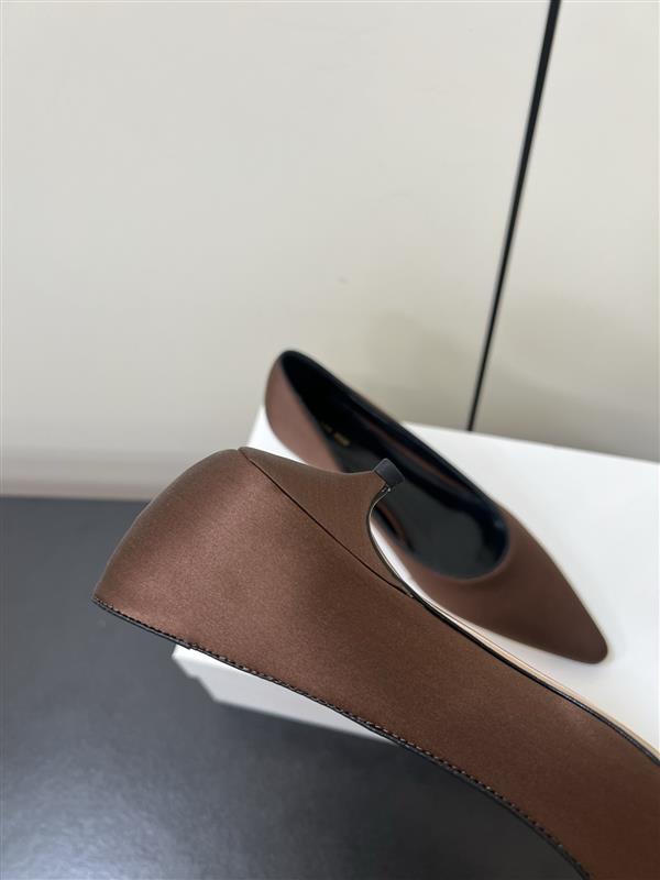 2025112717394263 310